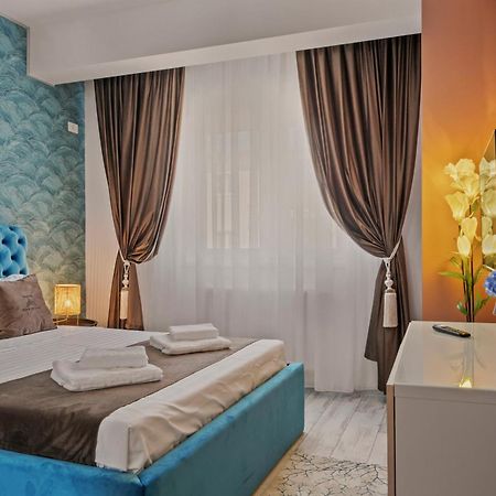 Comfort Azure Bucureşti Ngoại thất bức ảnh